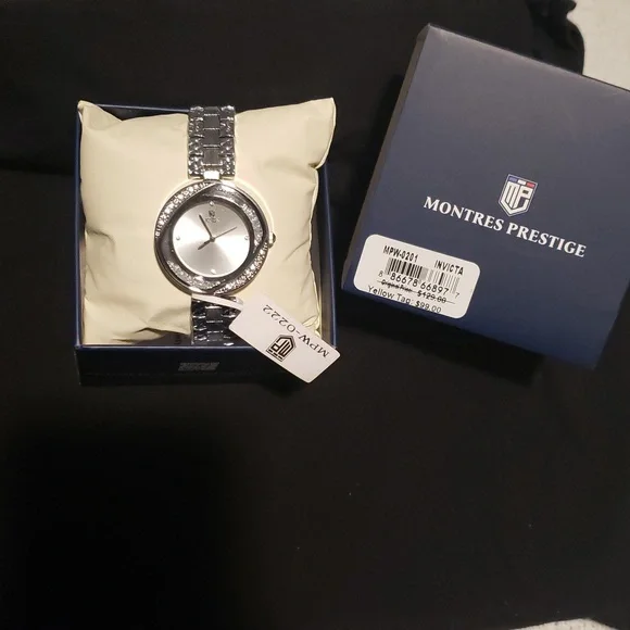 Montres Prestige Silver Watch with Sparkling Details display picture 3